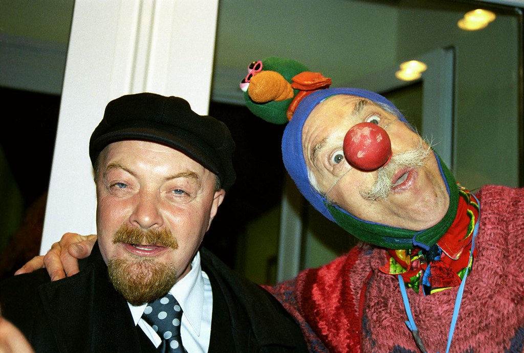 Patch & Lenin 1(John Glick/Russia Clown Trip 2004)
