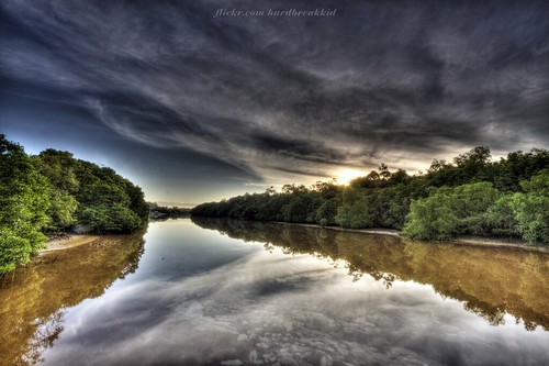 bridge trees sky cloud reflection water clouds sunrise canon river eos outdoor ultrawide canoneos brunei efs 1022mm hdr 1022 manfrotto bsb uwa efs1022mm bandarseribegawan 50d 055prob eos50d canon50d