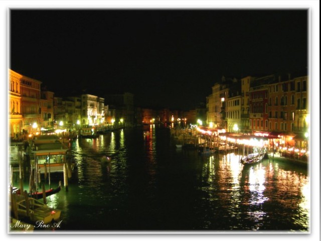 Venecia en la noche