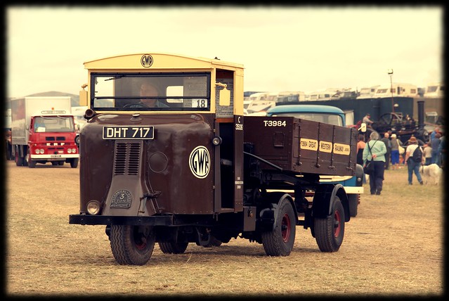 1937 Scammell 3-ton Mechanical Horse DHT717
