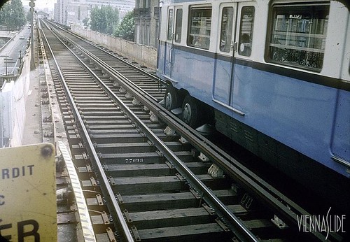 1979 Metro_06-75_Bir-Hakeim_1979_02