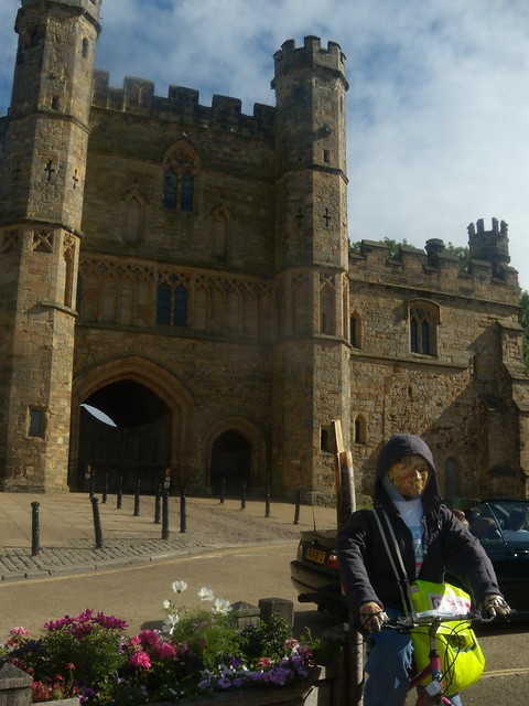 Scarehoodie - in front of the abbey Battle Circular Scarecrow festival