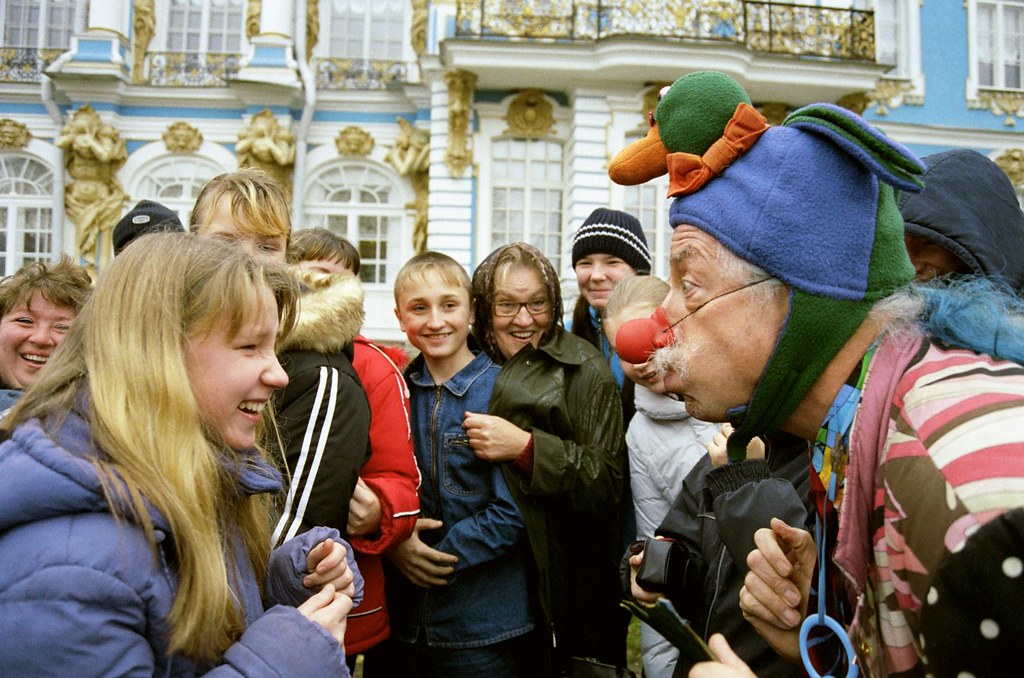 Patch Clowning 1(John Glick/Russia Clown Trip 2004)