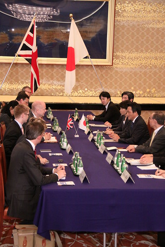 FS meets Japanese Foreign Minister