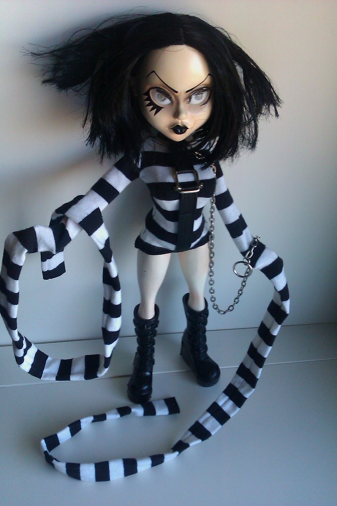 IMAG0596 | sybil from the living dead dolls: fashion victims… | Flickr