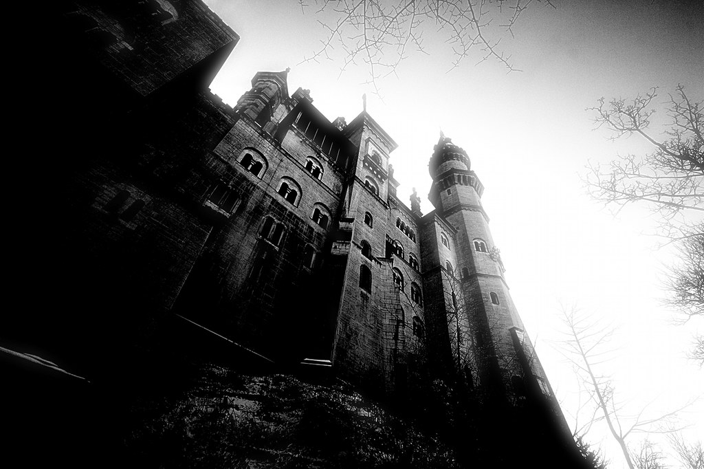 Schloss Neuschwanstein Evil Greyscale