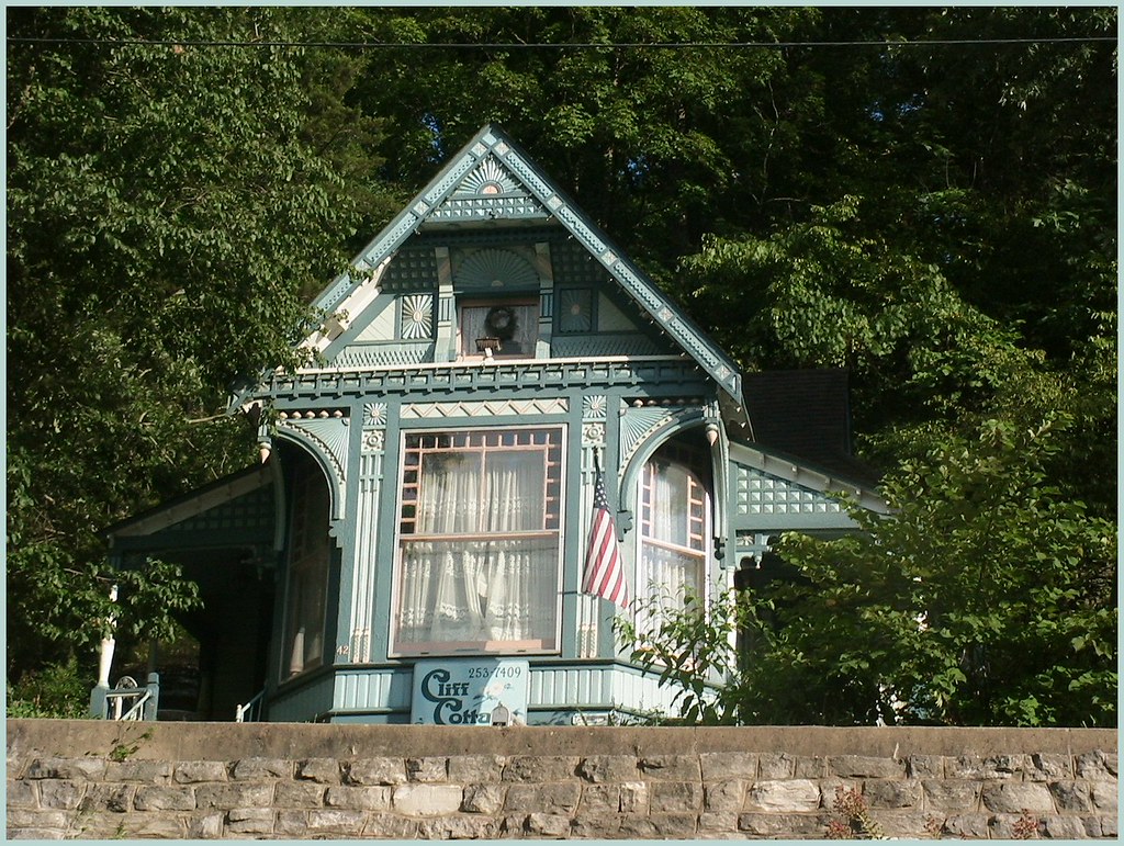 Cliff Cottage, Eureka Springs, AR by Heirs with Him