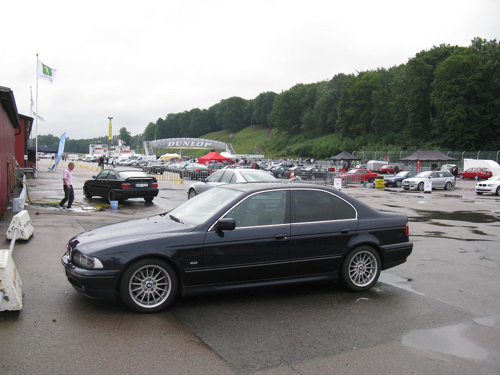 Image of BMW 5 Series E39
