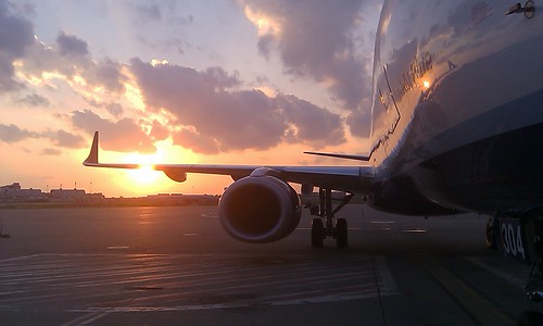 E190 in Pittsburgh | by rikmyr