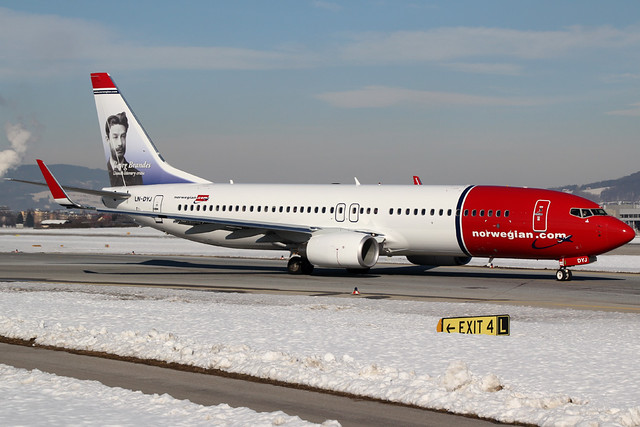 8Norwegian Air Shuttle | Boeing 737-8JP | LN-DYJ
