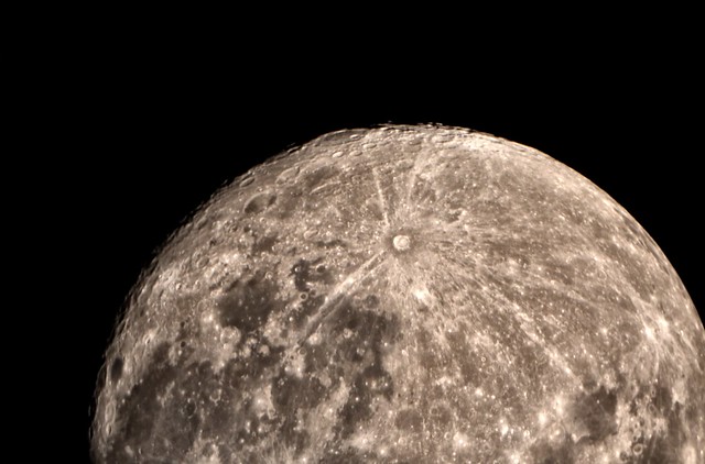 Mond-21-Oct-2010_easyHDR
