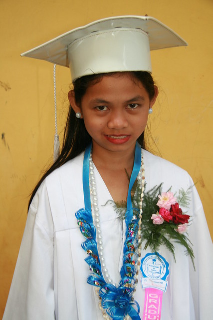 Asia - Philippines / Leyte - schoolgirl on her graduationday