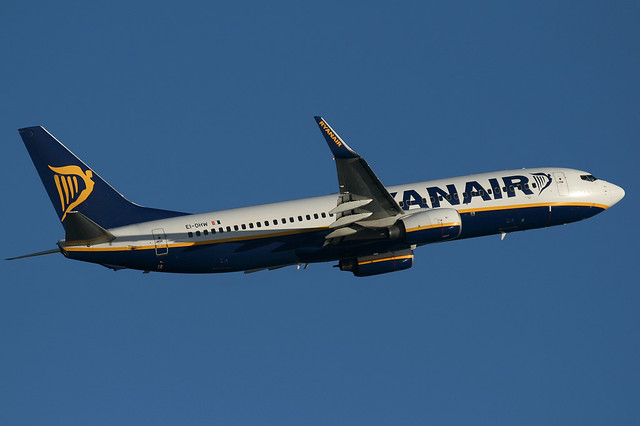 Ryanair - Boeing 737-8AS/W EI-DHW @ Lanzarote