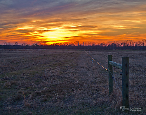 sunset electric fence post pasture a850