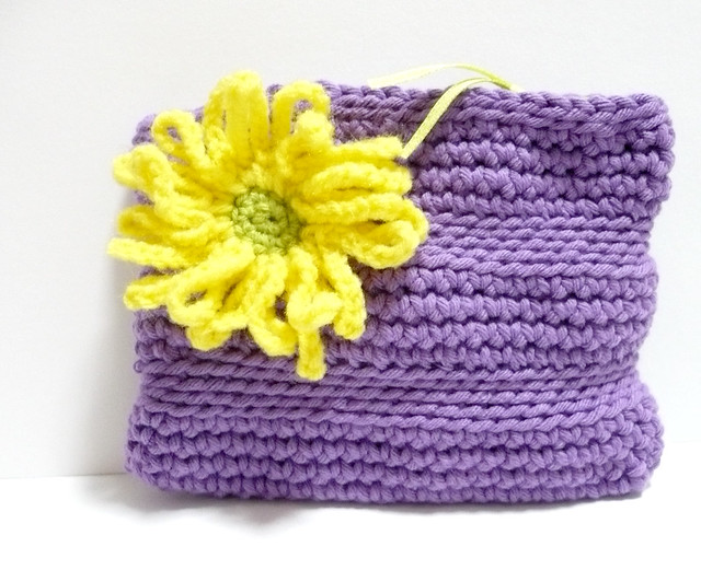 Small Crocheted Purse - Purple Patti
