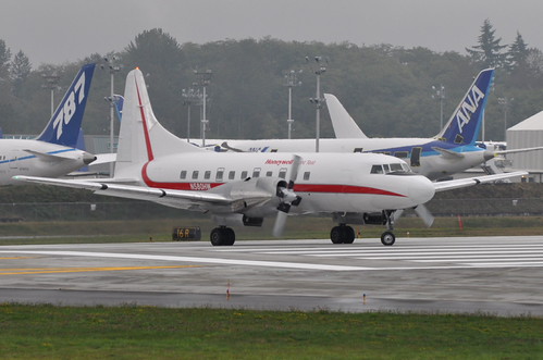 Honeywell Aviation Services - Convair CV-580 (CV-340 Turboprop Conversion) - N580HW - Paine Field - Snohomish County Airport (PAE) - September 8, 2010 1 185 RT CRP | by TVL1970