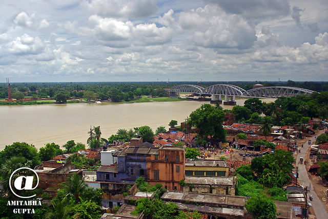 Hooghly Skyline with Jubillee Bridge on the background.