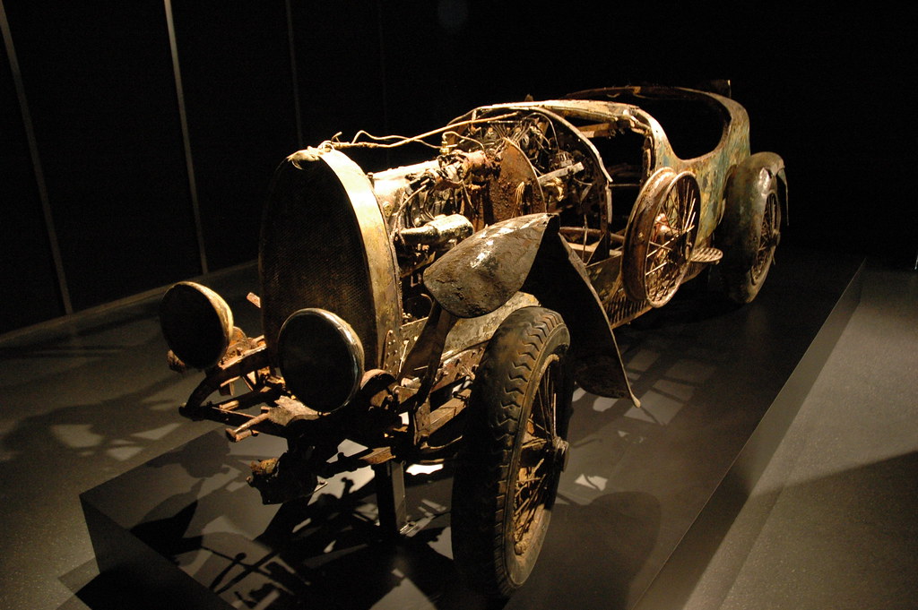 Mullin Automotive Museum