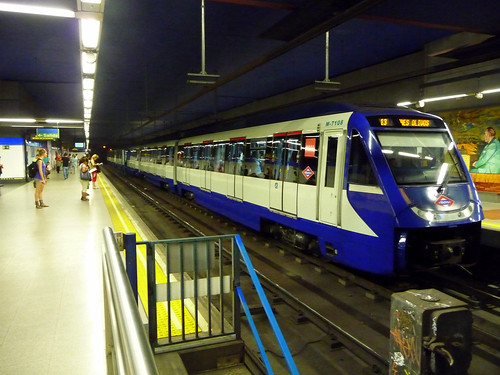 Madrid - La Metro - linea 10 | Francesco | Flickr