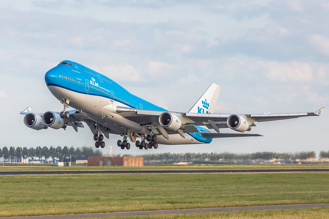 KLM Royal Dutch Airlines Boeing 747-406(M) PH-BFV-9289
