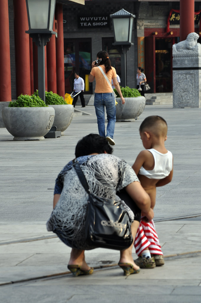 china, streets, boys, beijing, relief, motherhood, infants, peeing 