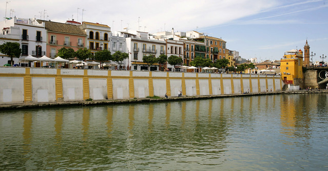 Sevilla Riverside.