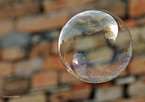 Soap bubble by Renate Dodell