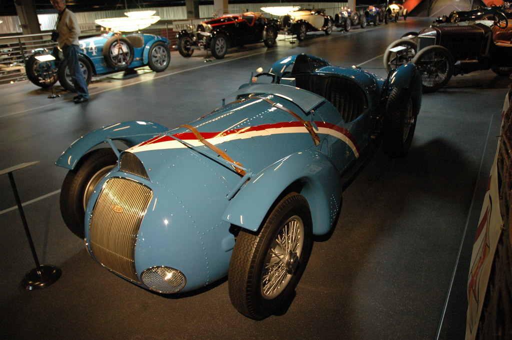 Mullin Automotive Museum