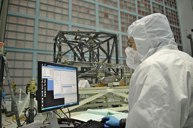 ISIM (Integrated Science Instrument Module) & ISIM Structure | Flickr