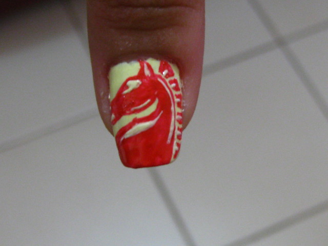 Nail art red horse beer logo