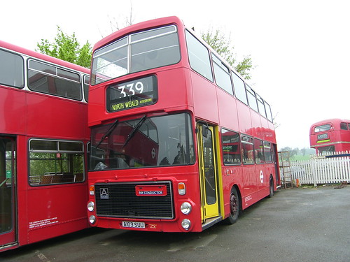 Buses | by gjrbfotografics