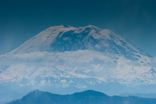 Mount Rainier from Mount Teneriffe