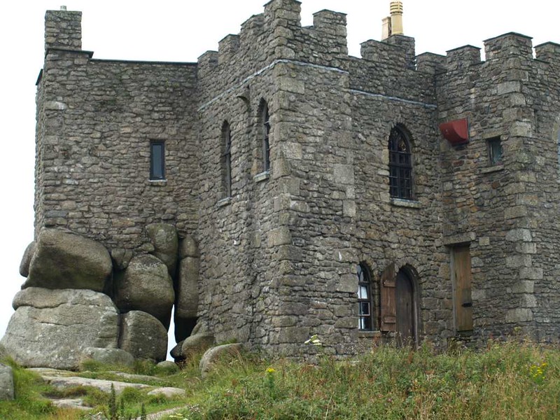 Carn Brea Castle