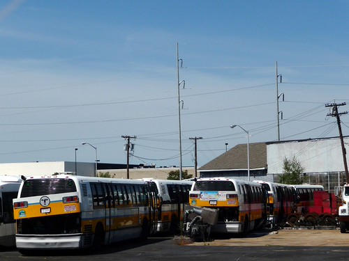 MBTA RTS buses await their fate at Everett Shops | MBTA RTS … | Flickr