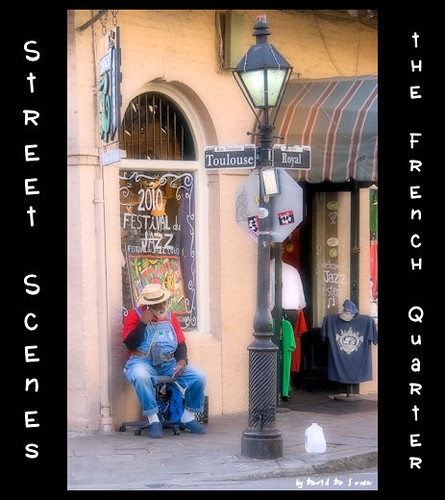 Street Scenes / Escenas de la Calle