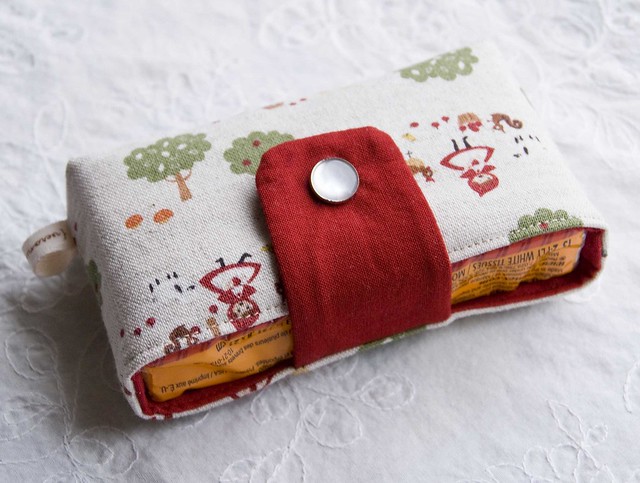 Little Red Riding Hood Snappy Tissue Cozy