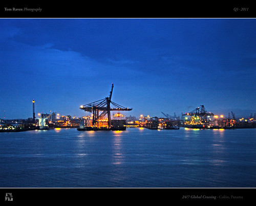 blue night port reflections industrial nightshot cranes panama shipping globalisation colon poc poc2 tomraven aravenimage q12011