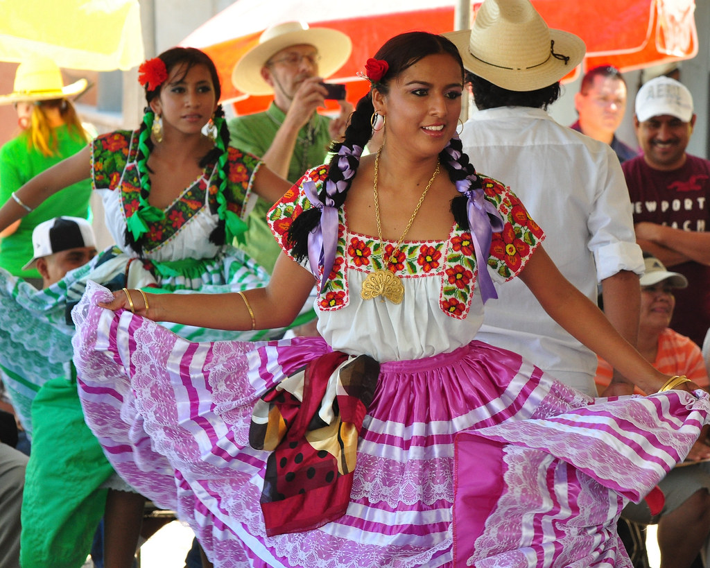 Guelaguetza Dance 