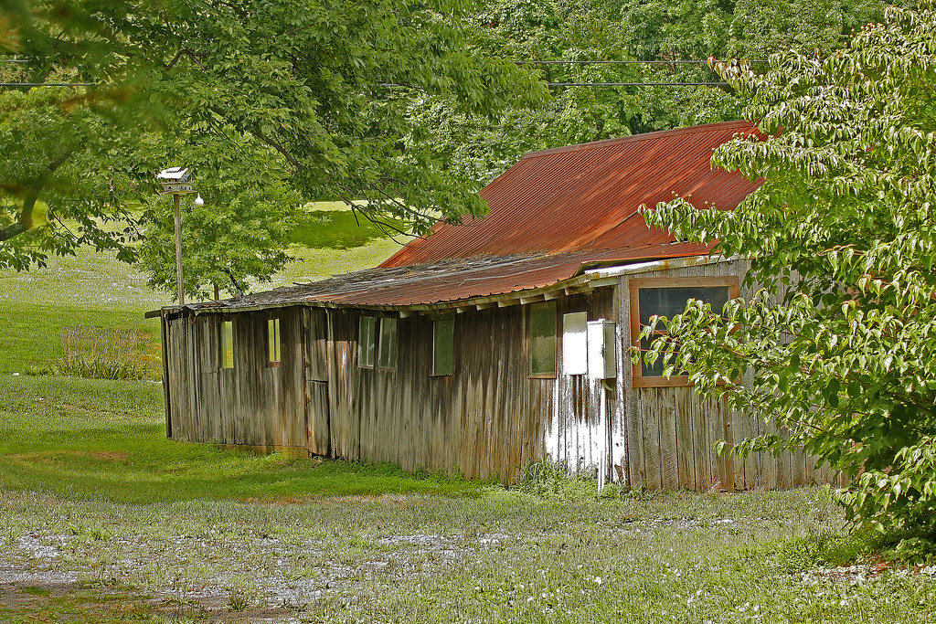 Tin Roof----Rusted--The Love Shack | Columcille Megalith Par… | Flickr