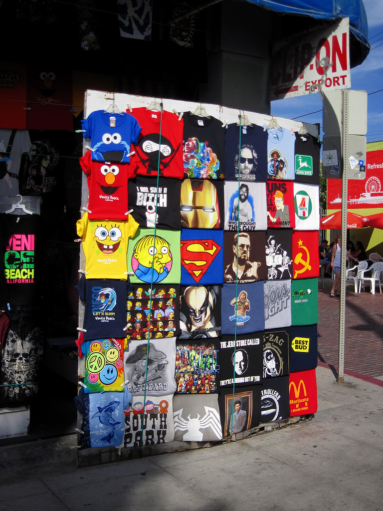 T-Shirt Display at Shop on Venice Beach Boardwalk - 08/01/… | Flickr