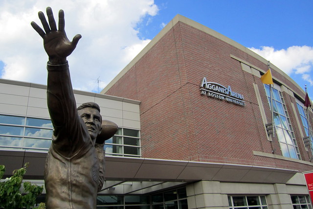 Boston - BU: Agganis Arena - Harry Agganis statue