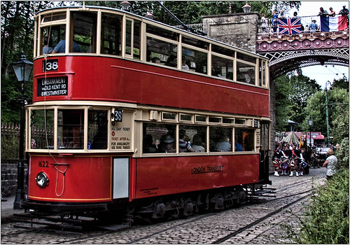 london-tram-crich-tram-museum-1940s-weekend-15th-august-flickr