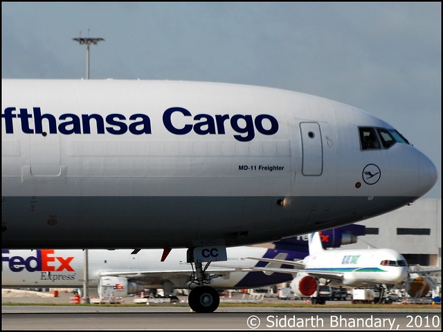 Lufthansa Cargo MD 11 landing