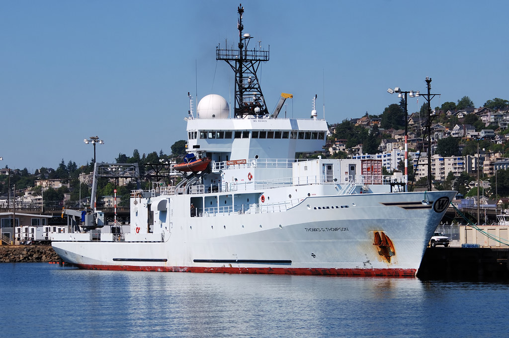 R/V Thomas G. Thompson