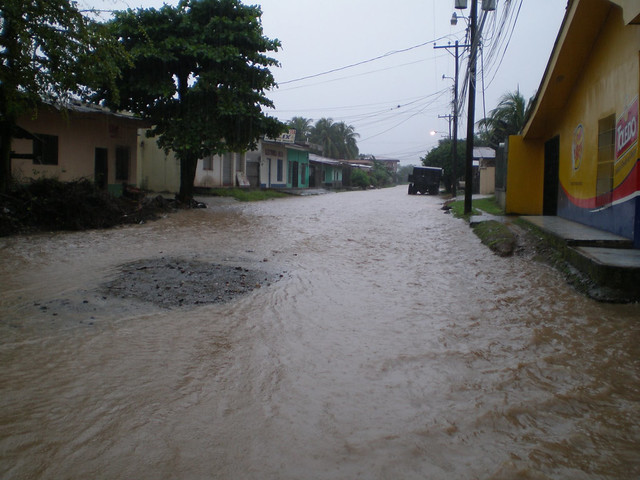 Tocoa- BoTamarindo streets flood4.jpg
