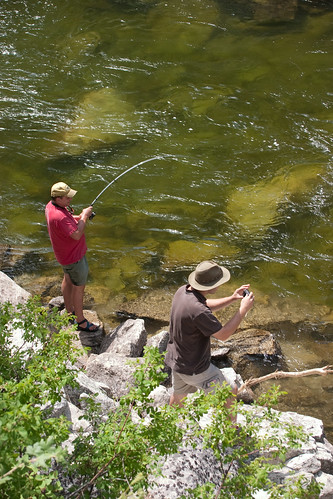 fishing friends riverstreamcreeklake