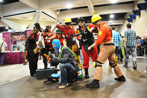 Team Fortress 2 red team and Blue spy