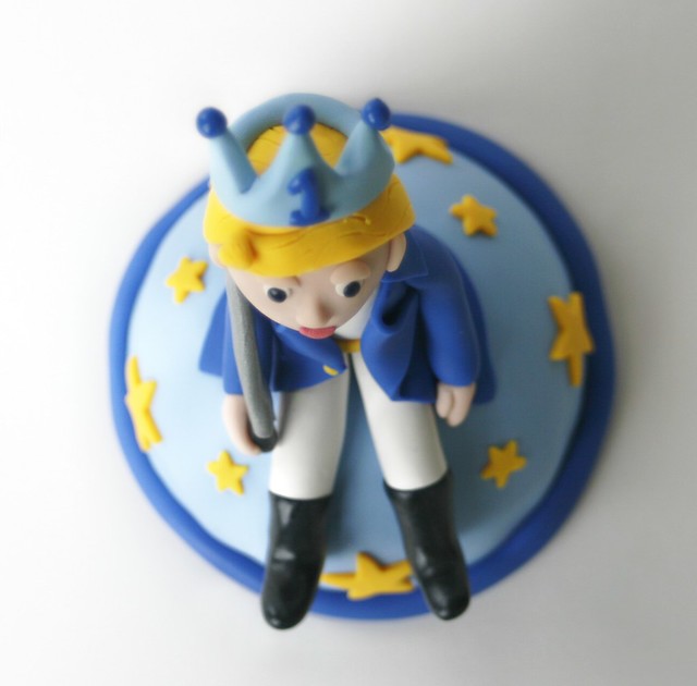 The Little Prince Cake Topper above