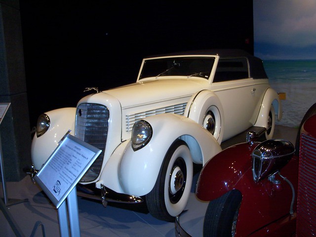 1938 Lincoln V12 Brunn convertible