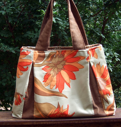 Pleated Handbag - Valori Wells Fabric | Fabric by Valori Wel… | Flickr